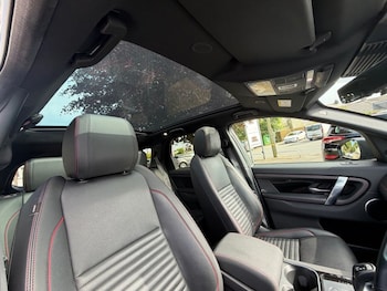 Used Land Rover Discovery Sport 2023 for sale - 78682281: Photo