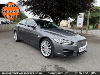 Used Jaguar XE 2017 for sale - 78943078: Photo