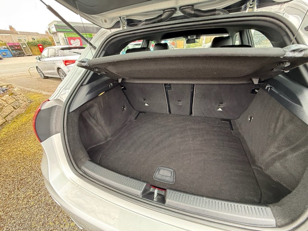 Used Mercedes-Benz A-Class 2018 for sale - 78083316: Photo 5