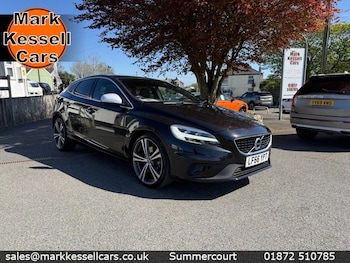 Used Volvo V40 2016 for sale - 78350048: Photo