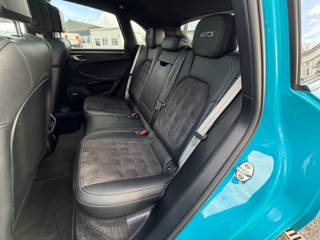 Used Porsche Macan 2020 for sale - 78082531: Photo 14