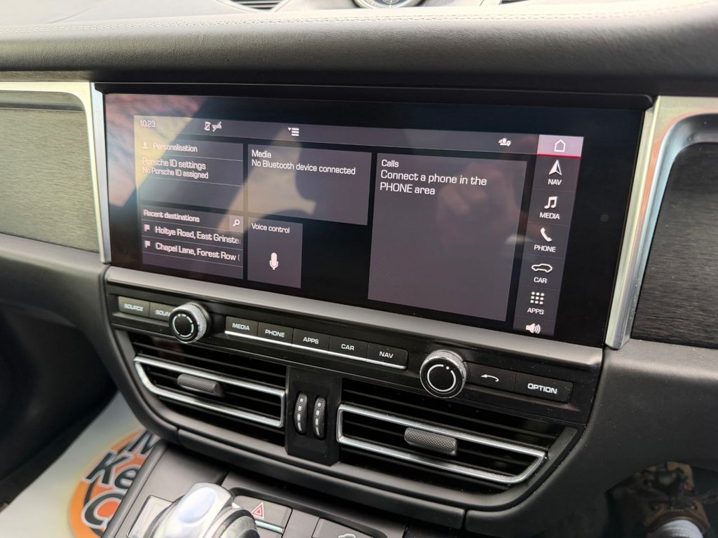 Used Porsche Macan 2020 for sale - 78082531: Photo 25