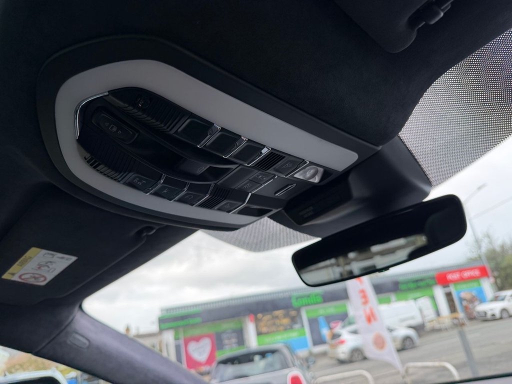 Used Porsche Macan 2020 for sale - 78082531: Photo 33