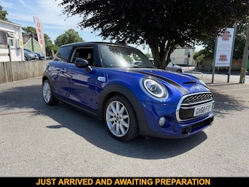 Used MINI Hatch 2018 for sale - 79009258: Photo