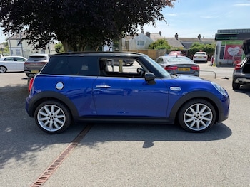 Used MINI Hatch 2018 for sale - 79009258: Photo