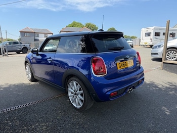 Used MINI Hatch 2018 for sale - 79009258: Photo