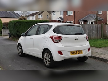 Used Hyundai i10 2015 for sale - 78123354: Photo