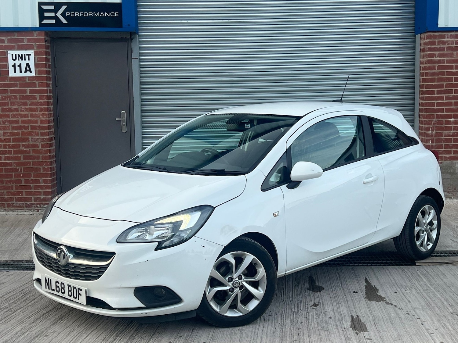 Used Vauxhall Corsa 2018 for sale - 78170053: Photo 2