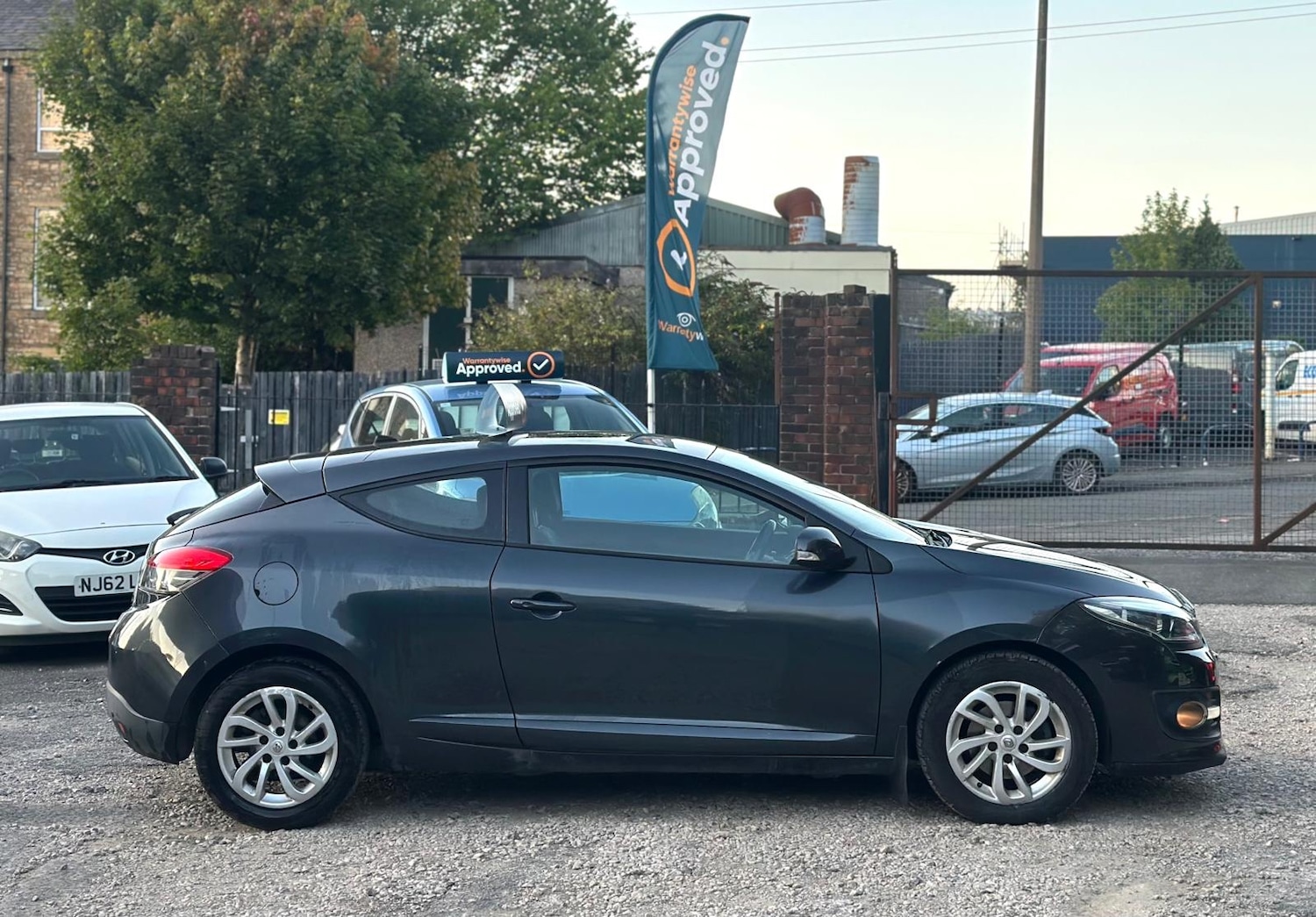 Used Renault Megane 2014 for sale - 77656502: Photo 8