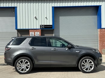 Used Land Rover Discovery Sport 2015 for sale - 78273108: Photo