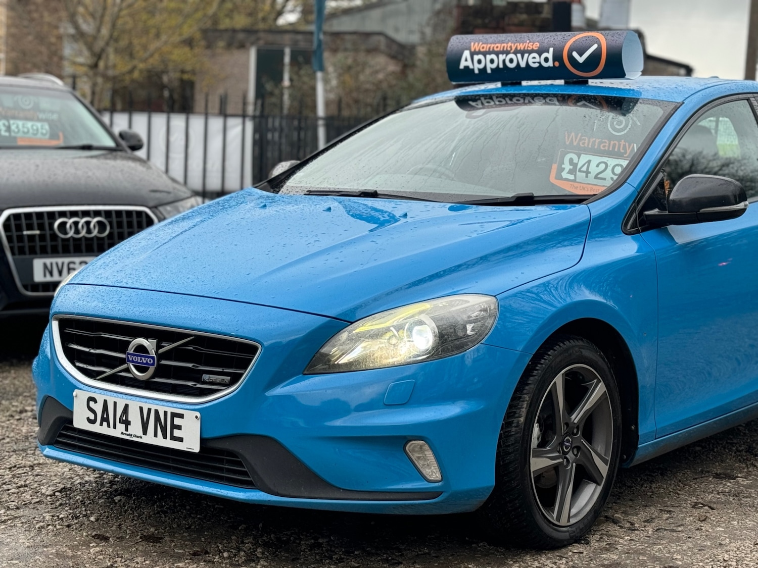 Used Volvo V40 2014 for sale - 77530649: Photo 10
