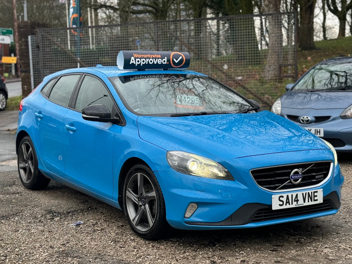 Used Volvo V40 2014 for sale - 77530649: Photo 11