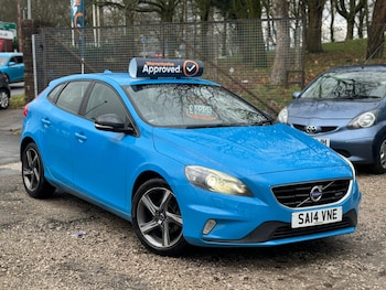 Used Volvo V40 2014 for sale - 77530649: Photo