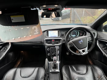 Used Volvo V40 2014 for sale - 77530649: Photo