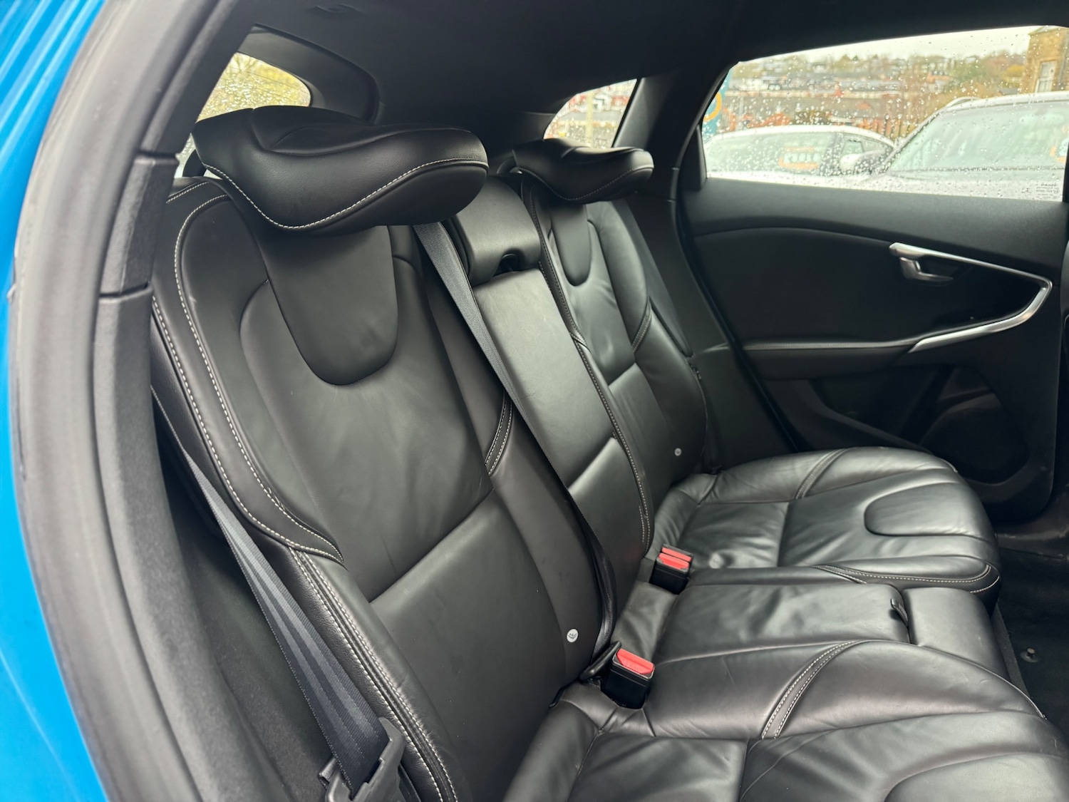 Used Volvo V40 2014 for sale - 77530649: Photo 6