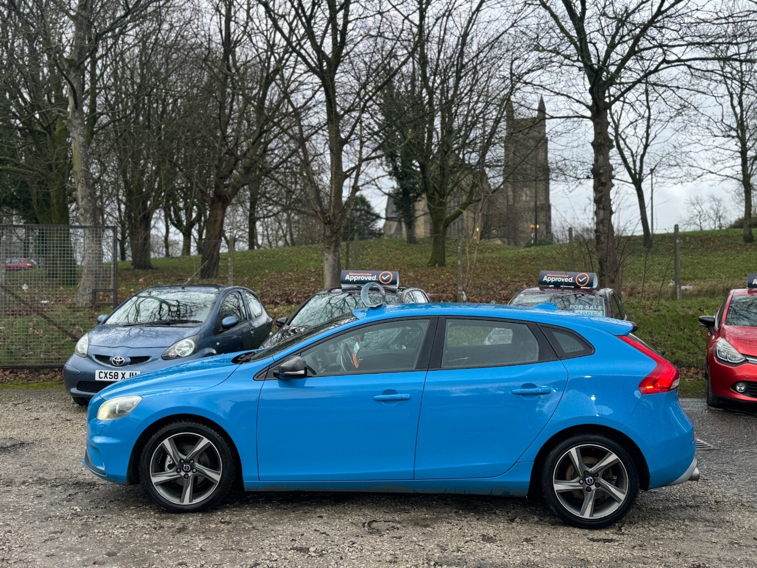 Used Volvo V40 2014 for sale - 77530649: Photo 9