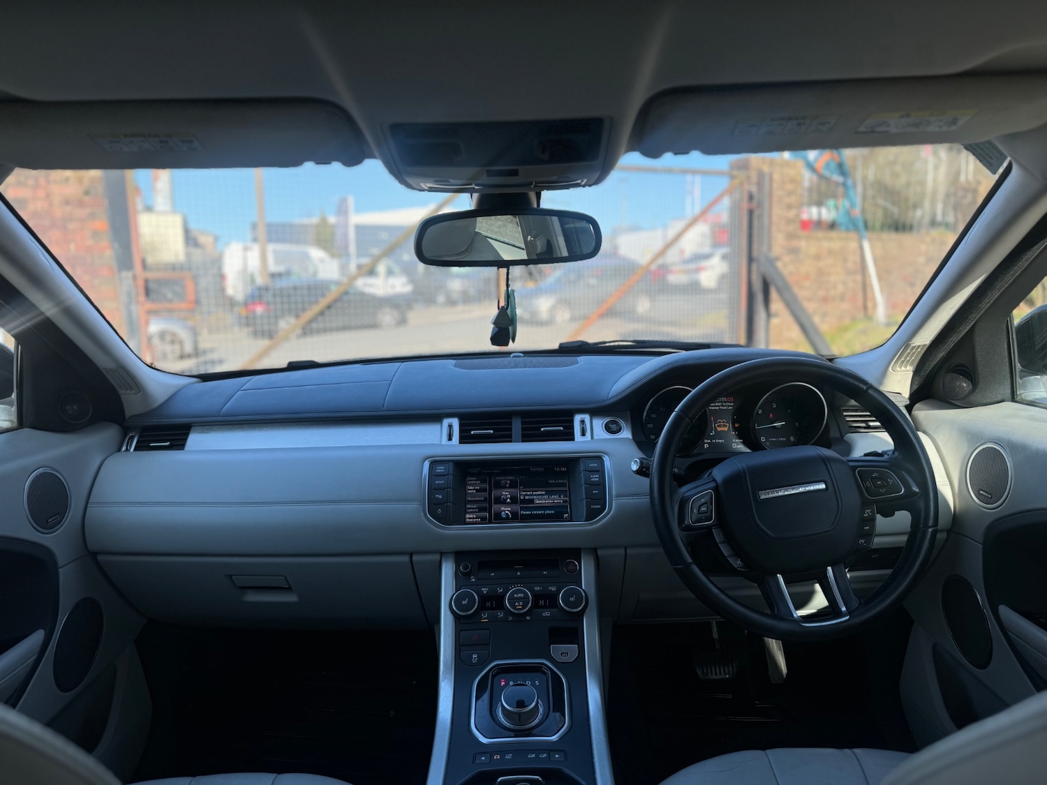 Used Land Rover Range Rover Evoque 2011 for sale - 77767014: Photo 8