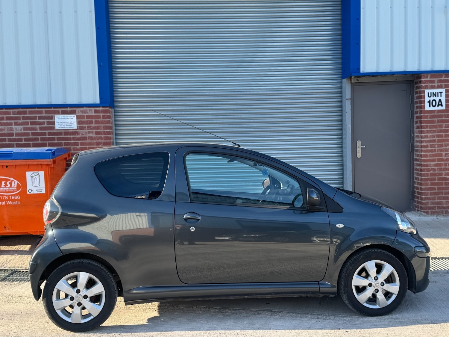Used Toyota AYGO 2011 for sale - 78145942: Photo 3