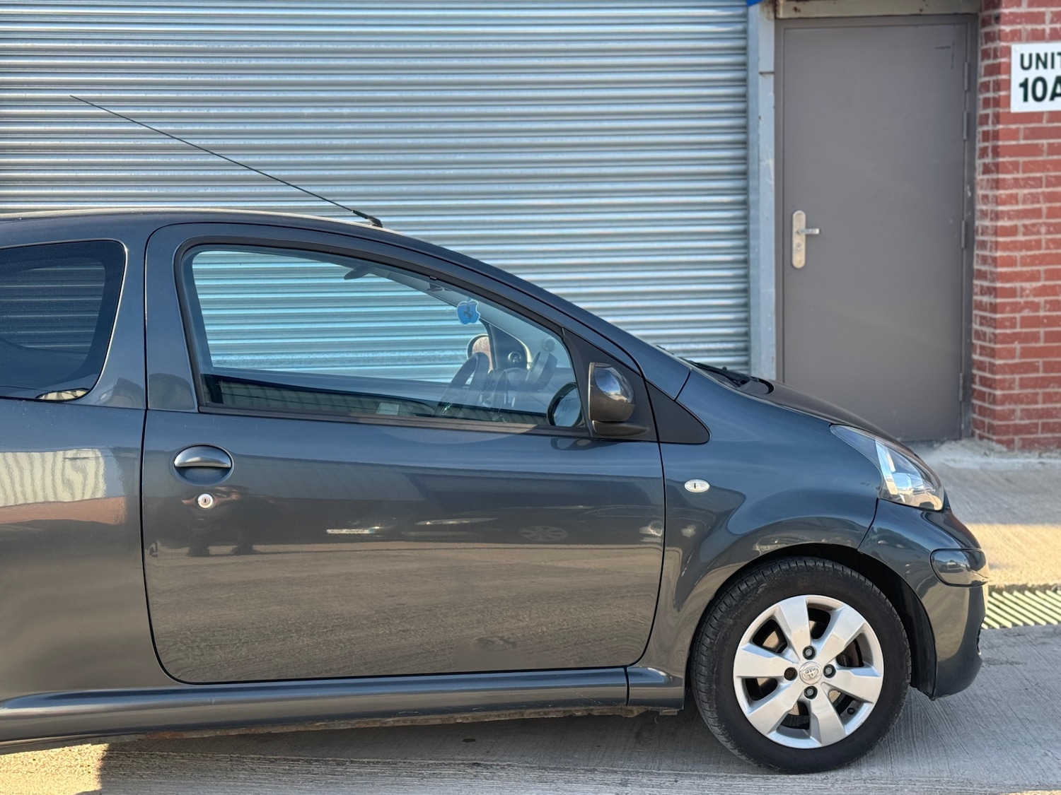 Used Toyota AYGO 2011 for sale - 78145942: Photo 8
