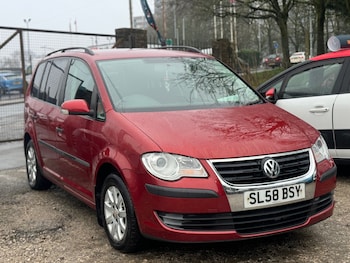 Used Volkswagen Touran undefined for sale - 77573105: Photo