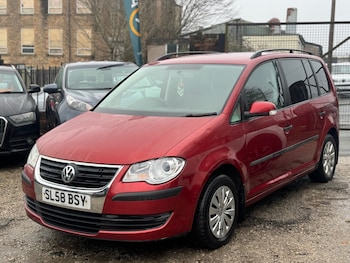 Used Volkswagen Touran undefined for sale - 77573105: Photo
