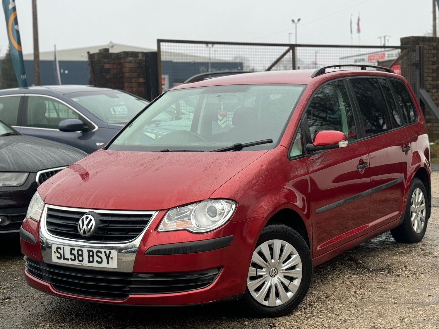 Used Volkswagen Touran for sale - 77573105: Photo 6