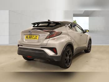Used Toyota C-HR 2018 for sale - 79695743: Photo