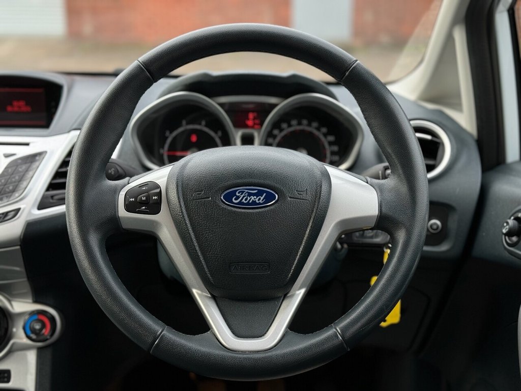 Used Ford Fiesta 2012 for sale - 76496089: Photo 11