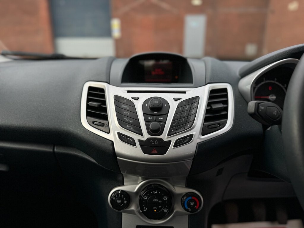 Used Ford Fiesta 2012 for sale - 76496089: Photo 15