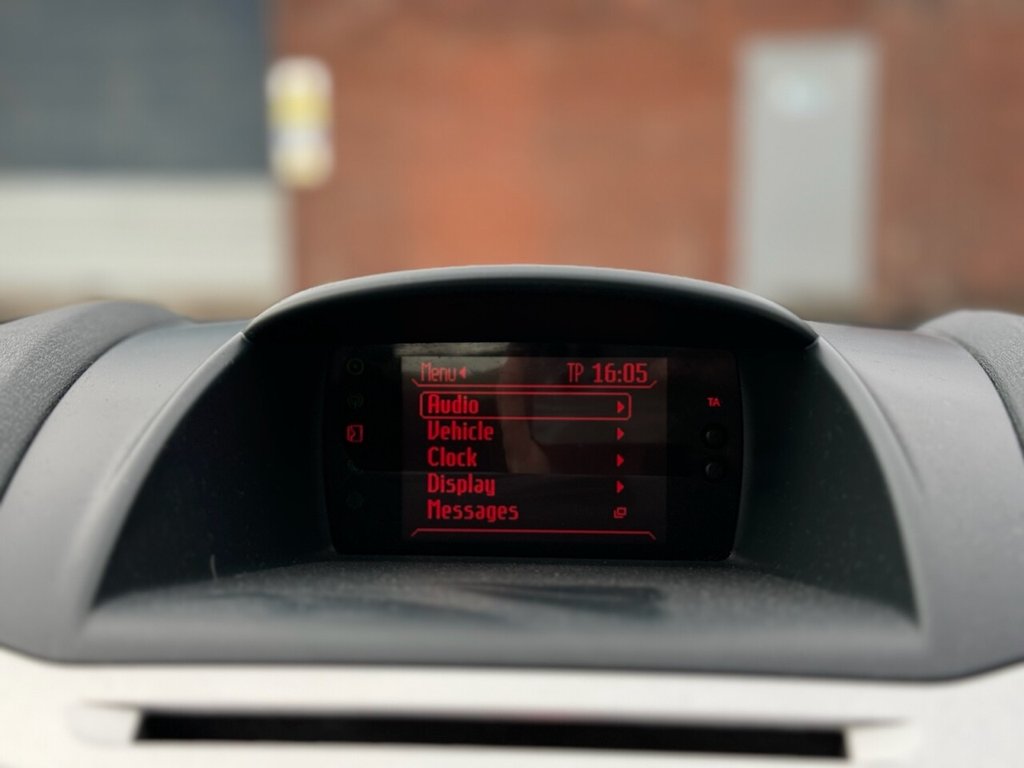 Used Ford Fiesta 2012 for sale - 76496089: Photo 19