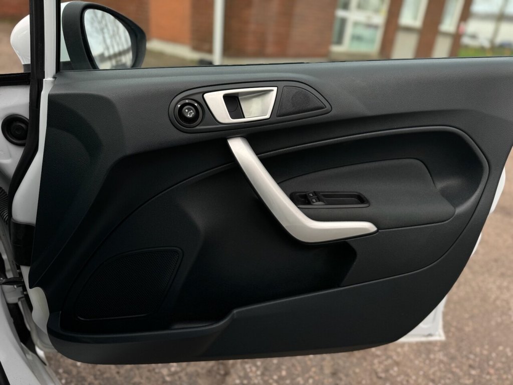 Used Ford Fiesta 2012 for sale - 76496089: Photo 20