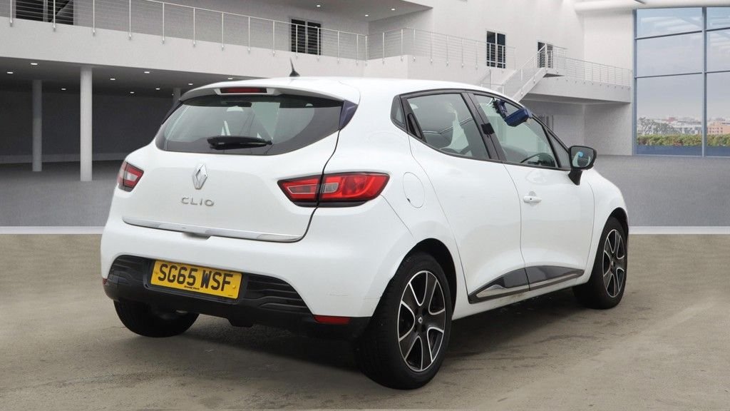 Used Renault Clio 2015 for sale - 77563889: Photo 16