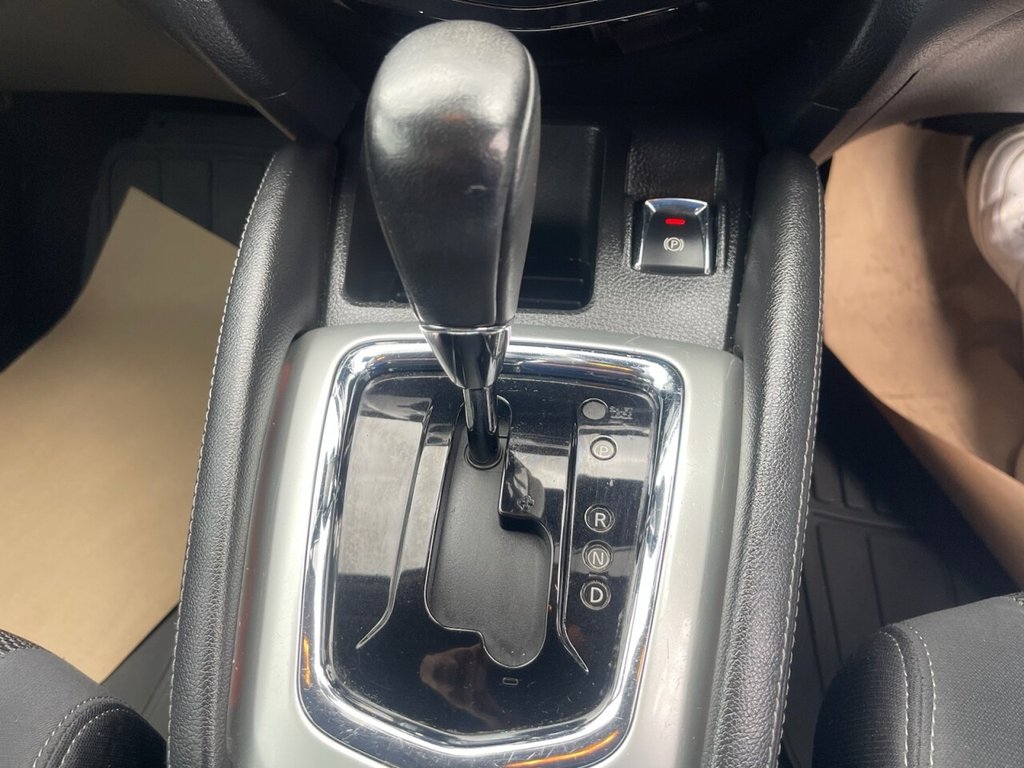 Used Nissan Qashqai 2015 for sale - 76767979: Photo 16