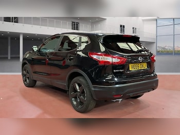 Used Nissan Qashqai 2015 for sale - 76767979: Photo