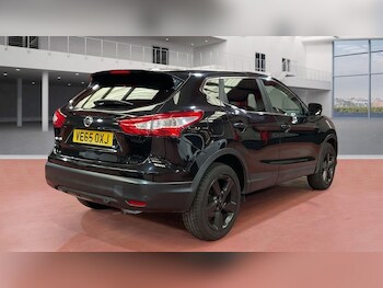 Used Nissan Qashqai 2015 for sale - 76767979: Photo