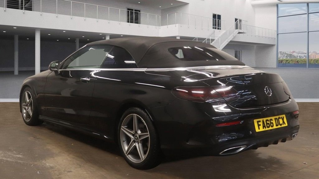 Used Mercedes-Benz C Class 2017 for sale - 77212357: Photo 2