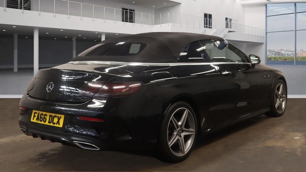 Used Mercedes-Benz C Class 2017 for sale - 77212357: Photo 3