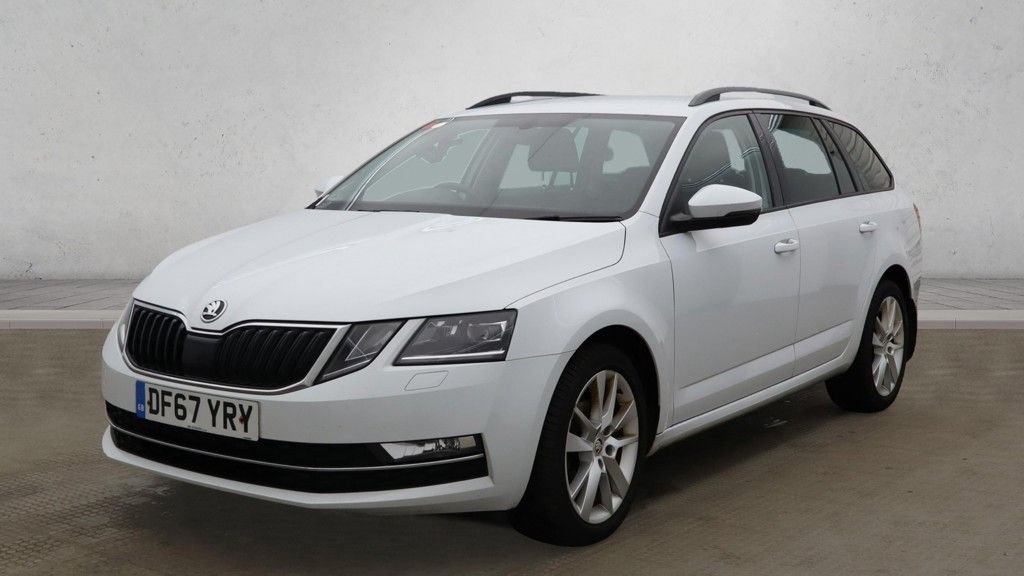 Used Skoda Octavia 2018 for sale - 76856339: Photo 2