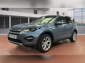 Used Land Rover Discovery Sport 2017 for sale - 76014754: Photo