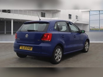 Used Volkswagen Polo 2010 for sale - 77890800: Photo