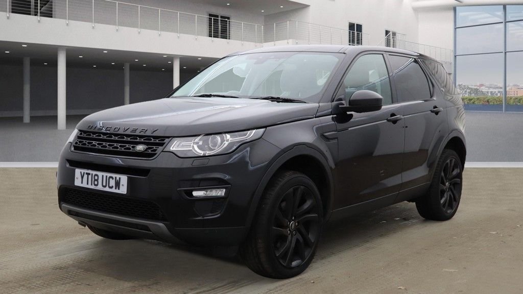 Used Land Rover Discovery Sport 2018 for sale - 76820217: Photo 2