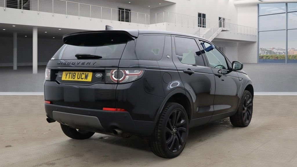 Used Land Rover Discovery Sport 2018 for sale - 76820217: Photo 4