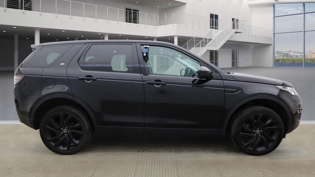 Used Land Rover Discovery Sport 2018 for sale - 76820217: Photo 5