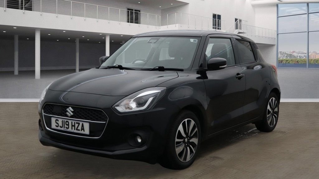 Used Suzuki Swift 2019 for sale - 77893720: Photo 14