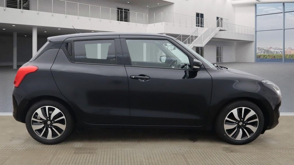 Used Suzuki Swift 2019 for sale - 77893720: Photo 17
