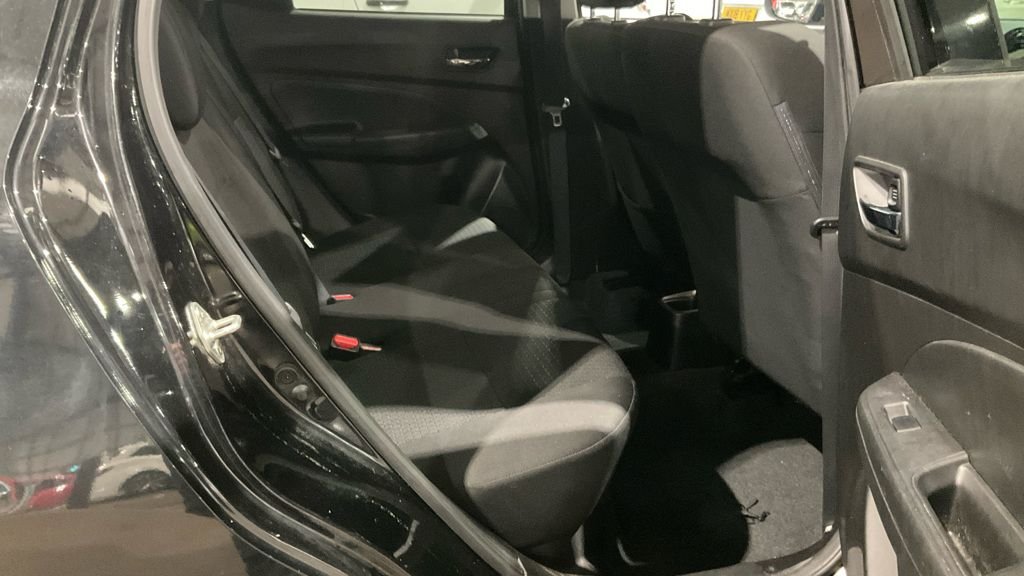 Used Suzuki Swift 2019 for sale - 77893720: Photo 20