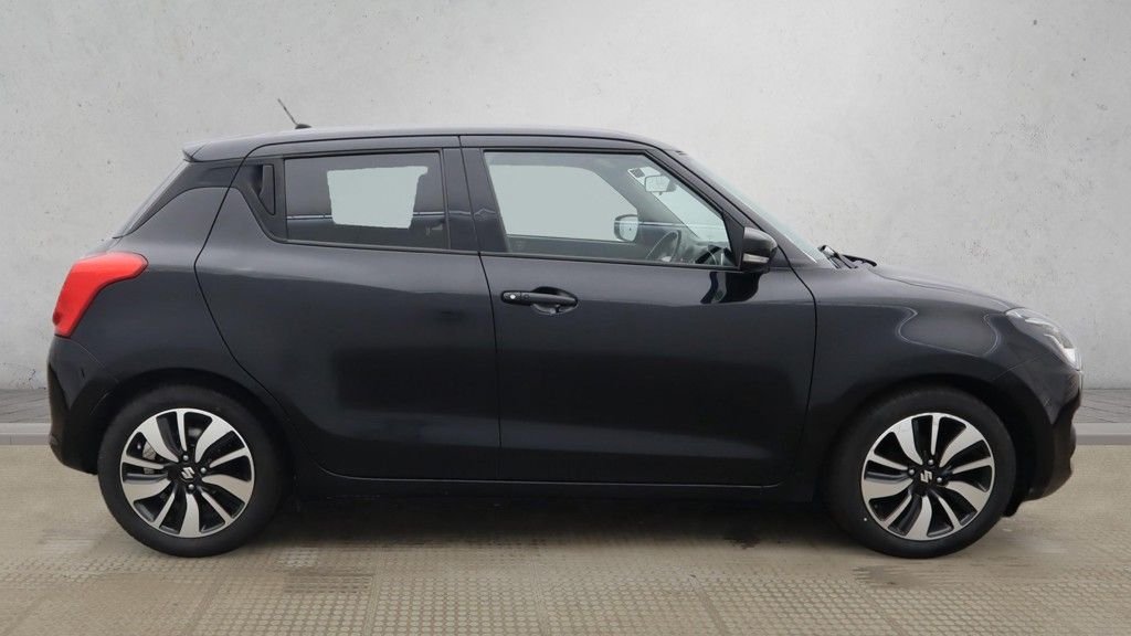 Used Suzuki Swift 2019 for sale - 77893720: Photo 5