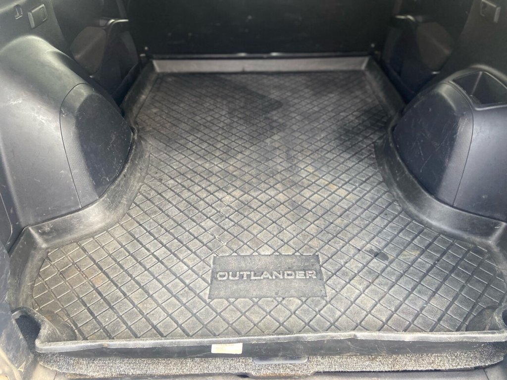 Used Mitsubishi Outlander 2011 for sale - 76496013: Photo 12