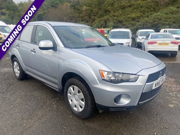 Mitsubishi - Outlander