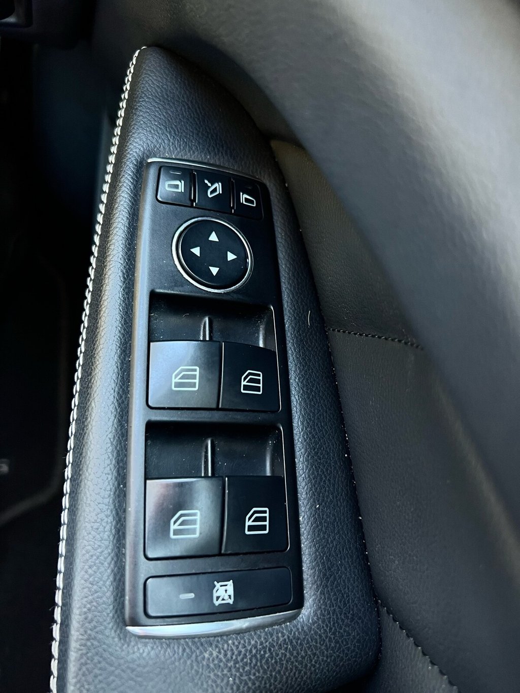 Used Mercedes-Benz CLS 2014 for sale - 76496055: Photo 24